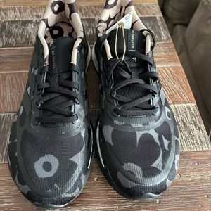 Adidas Ultraboost 21 Marimekko sneakers